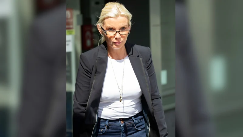 Cúisimh Sciúrtha Airgid curtha i leith Catriona Carey